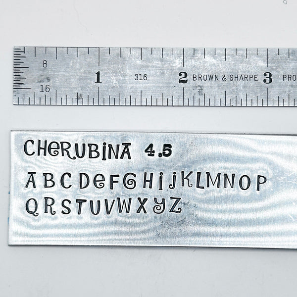 Cherubina uc/lc mix 4.5mm